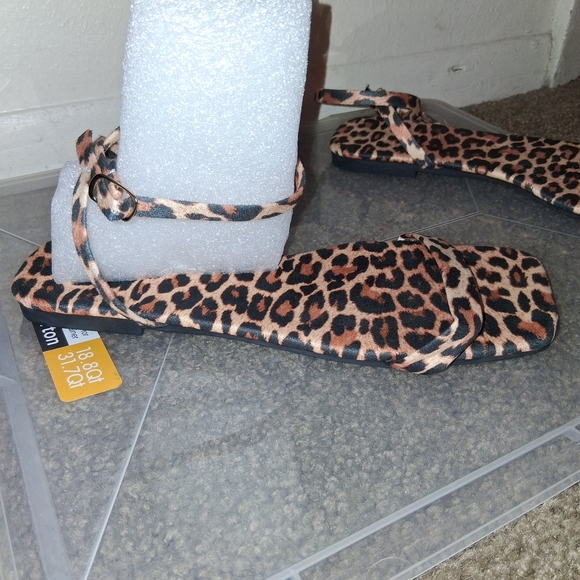 Stylish Leopard Print Women's Sandals - Picture 4 of 4